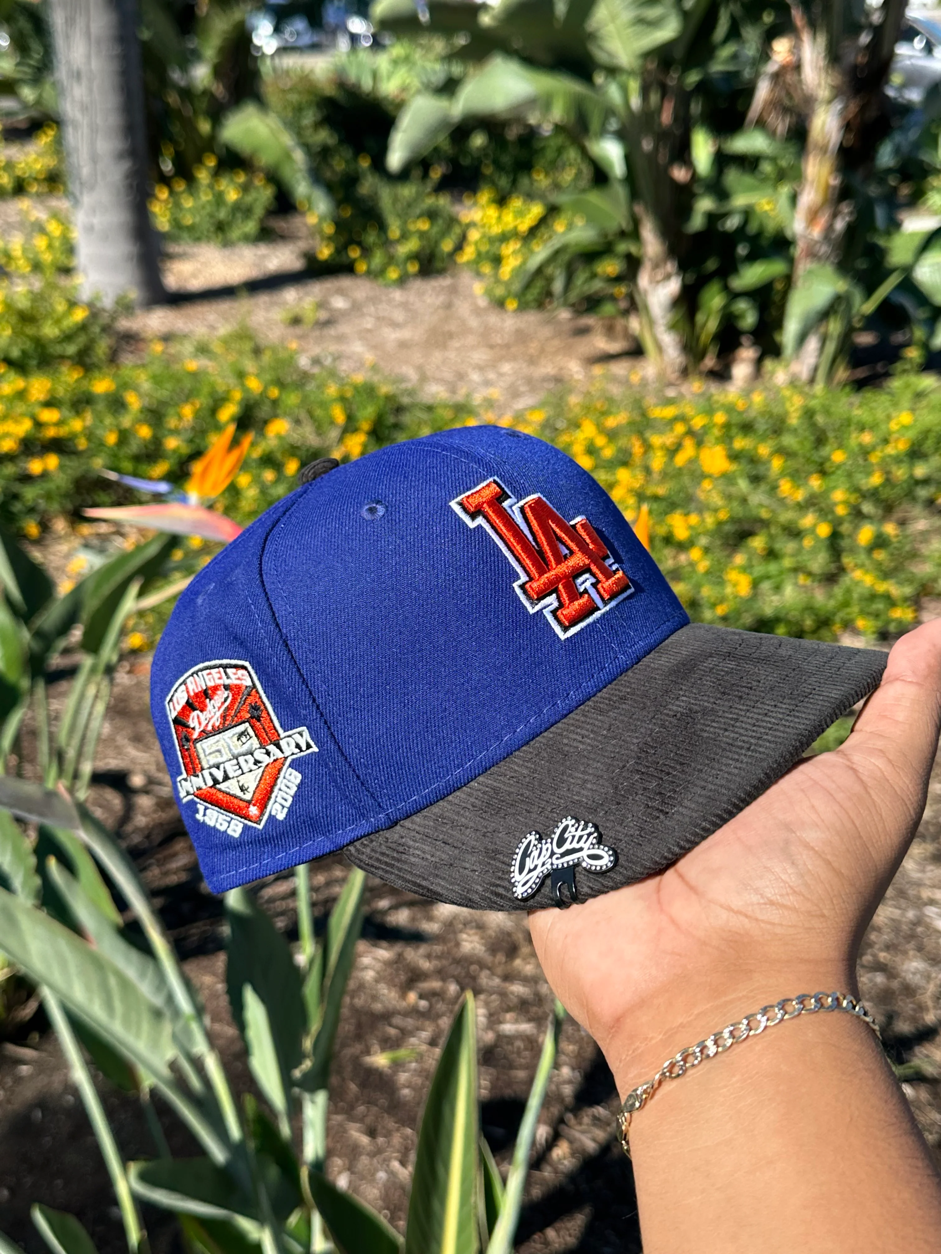 NEW ERA EXCLUSIVE 59FIFTY BLUE/CORDUROY LOS ANGELES DODGERS W/ 50TH ANNIVERSARY SIDE PATCH - Image 3