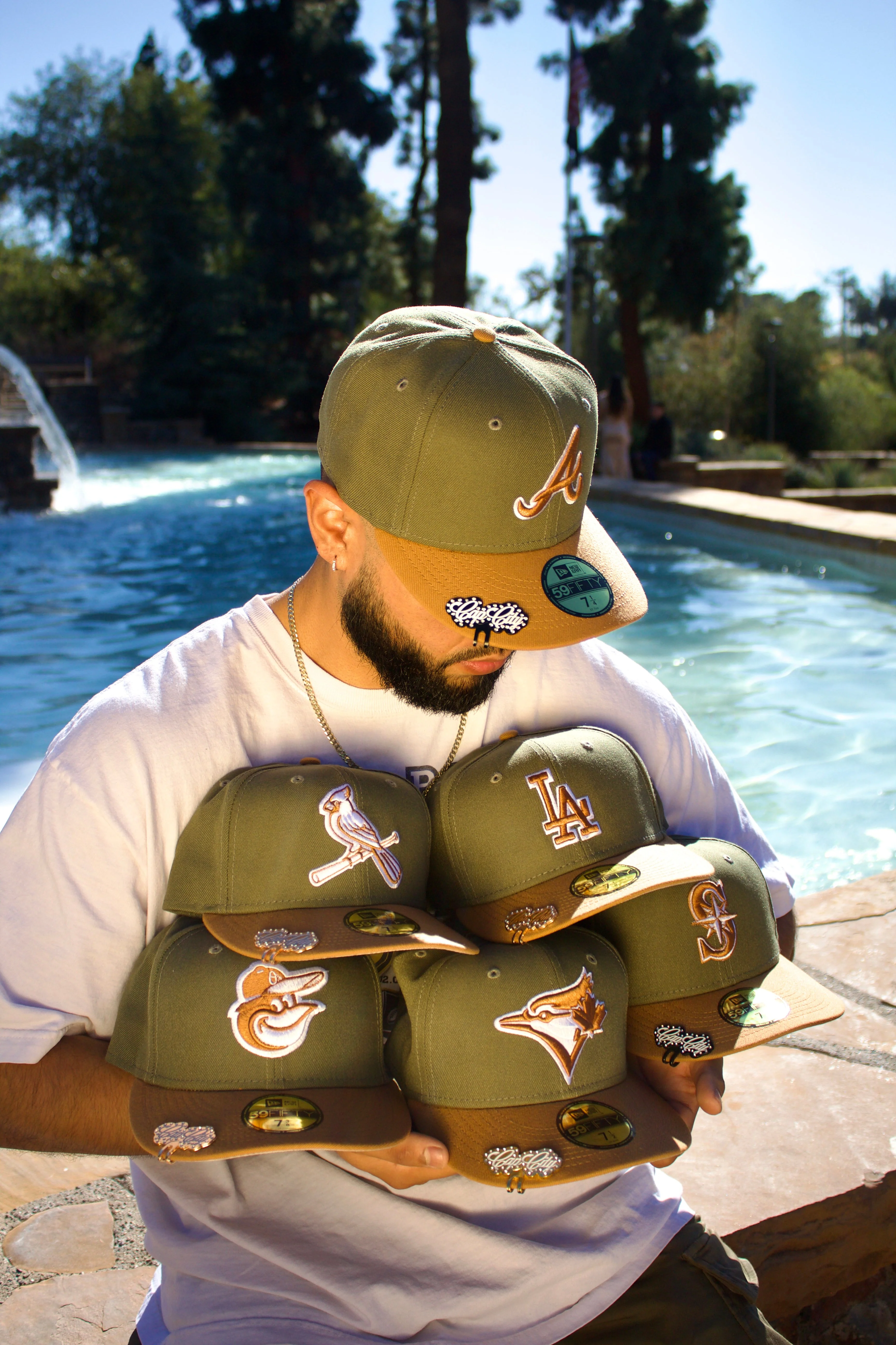 NEW ERA EXCLUSIVE 59FIFTY OLIVE/KHAKI TORONTO BLUE JAYS 2TONE COLOR PACK - Image 3